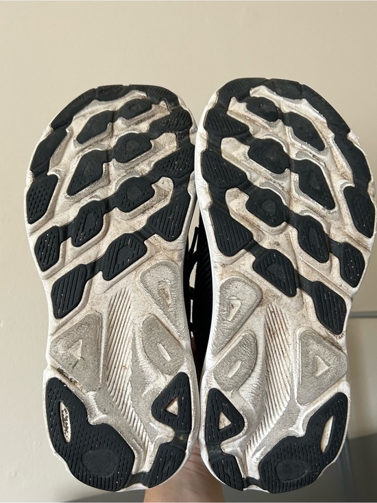 HOKA, Women HOKA One One Clifton Black Size 8 Women’s Shoes